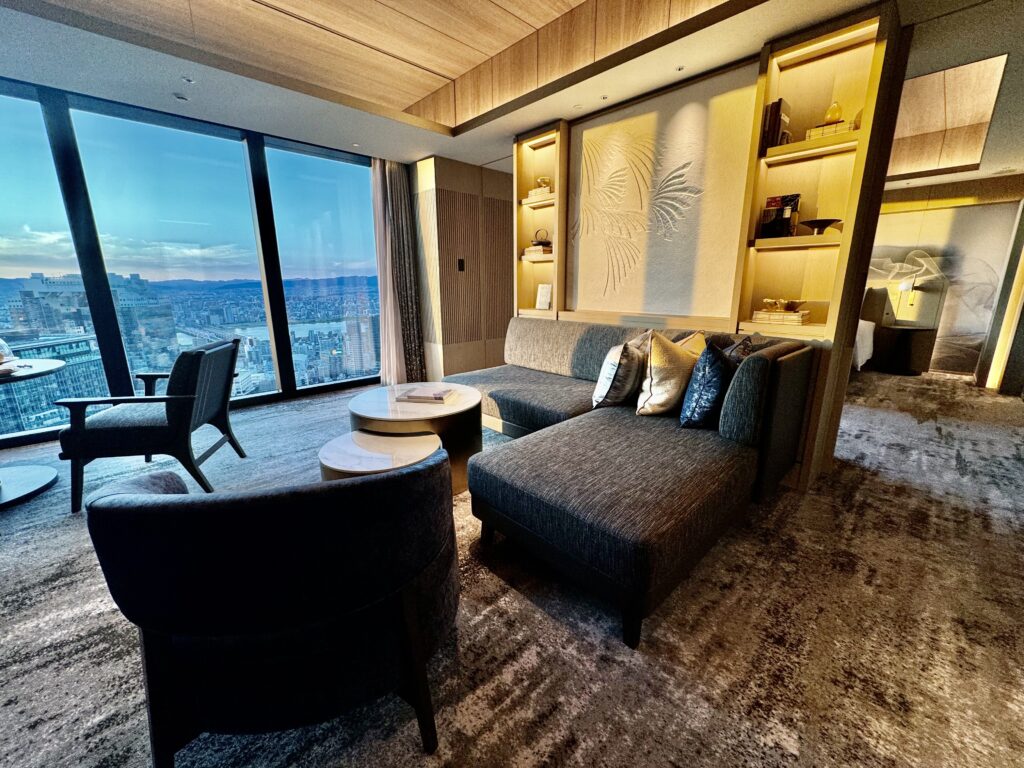 紙パック水 ホテル 客室 ハバリーズ　